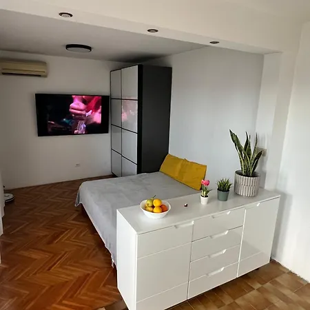 Davor Apartman *