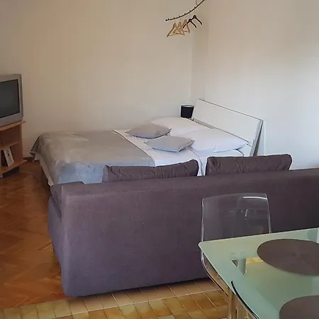 Davor Apartment *