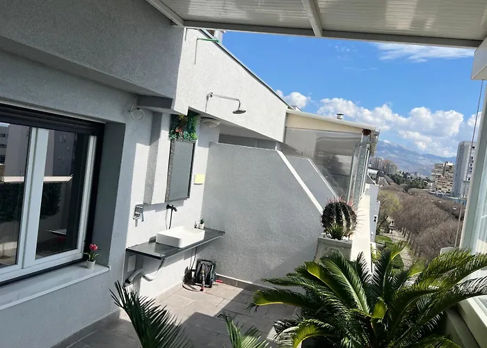 Davor Apartment Split