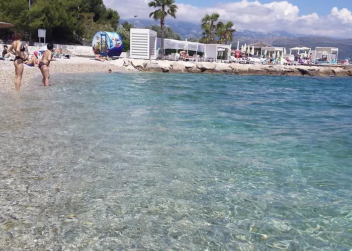 Davor Apartment Split